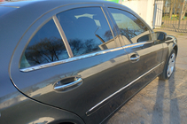 Mercedes E-class W211 2002–2009 Ikkunoiden ulkoreunalistat (ruostumaton teräs) SW, Carmos - turkkilaista terästä (6 kpl) kuva 12