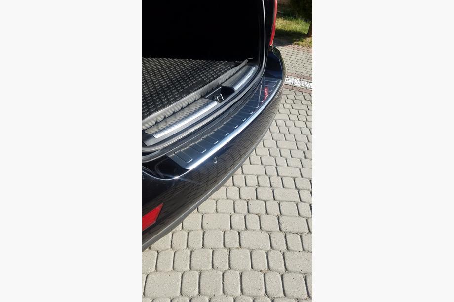 Mercedes ML W164 2005–2011 OmsaLine takapuskurin suojalistat (RST) Kuva 6