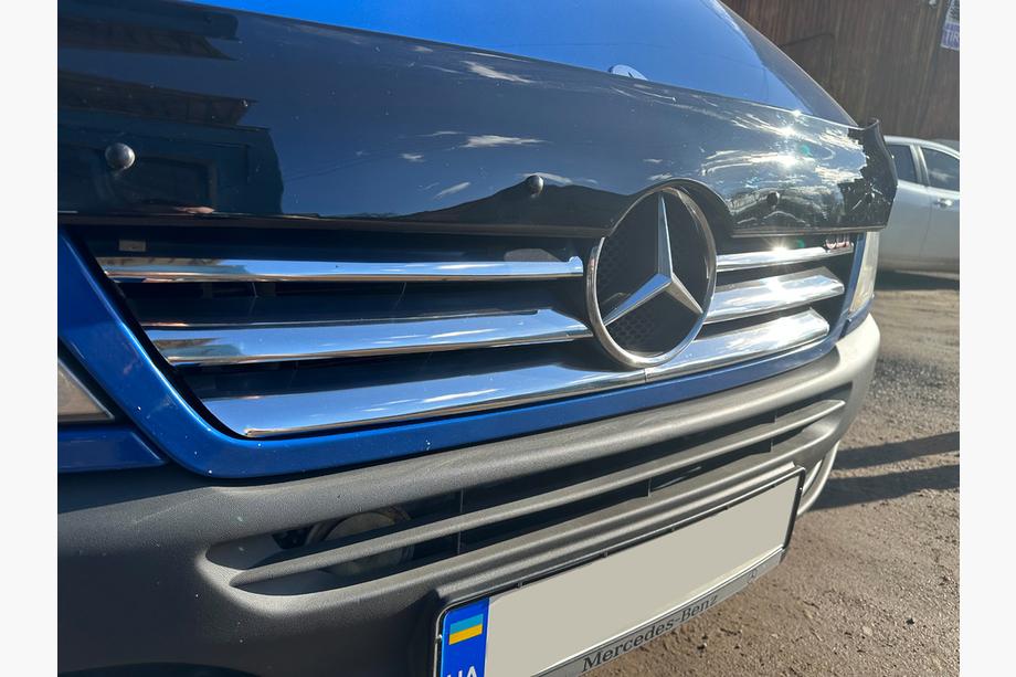 Mercedes Sprinter W901/902/903/904/905 1995–2006 Leveät maskisäleikön listat (2002-2006, 6 osaa, RST) Image